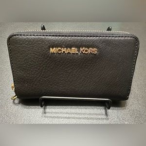 Michael Kors Jet Set Leather Card Case Black/ Gold EUC
